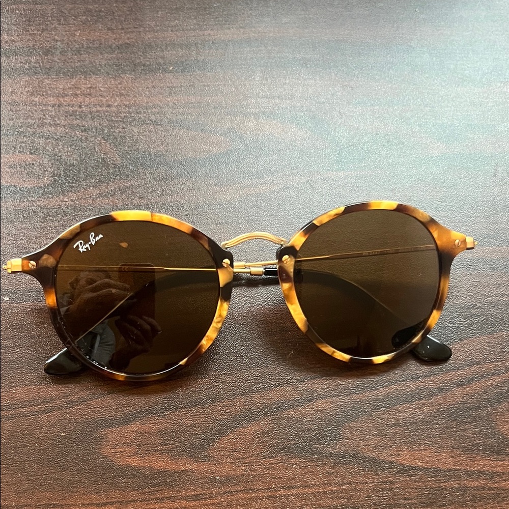 Ray-Ban Brown Tortoise Round Sunglasses
